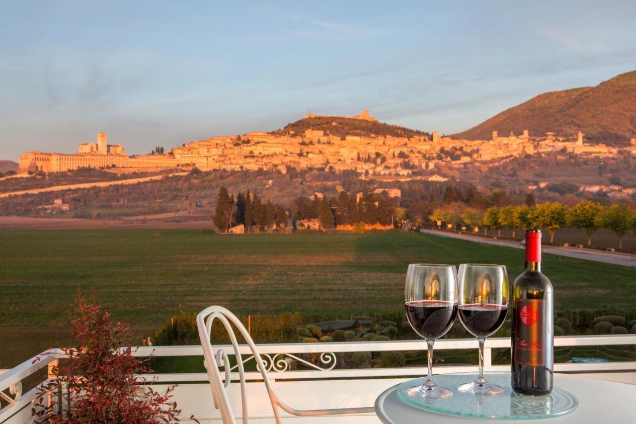 Villa Unica Assisi Agri-Charming House Exterior foto